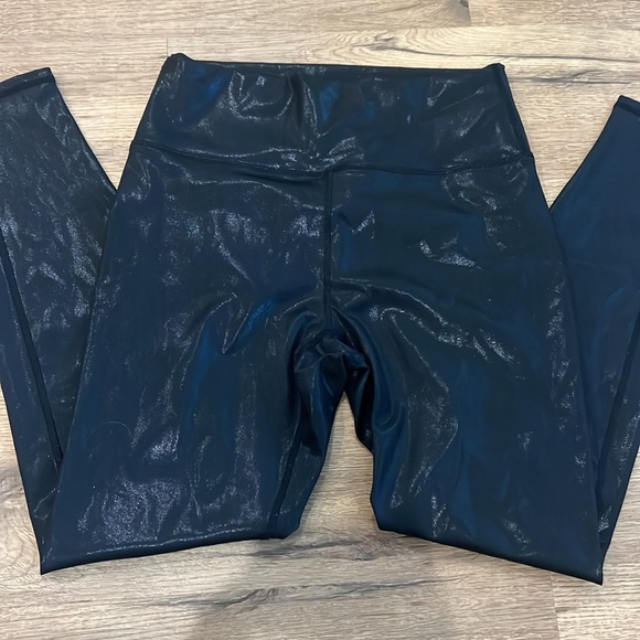 Fabletics Black PowerHold Leggings - Picture 6 of 8